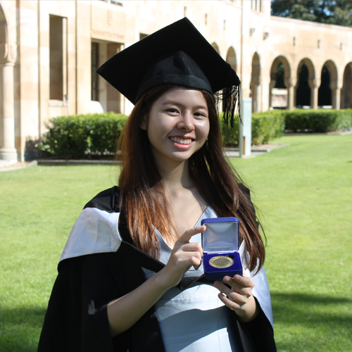  Business graduates scoop UQ medals