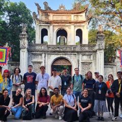 Startup AdVentures group in Vietnam